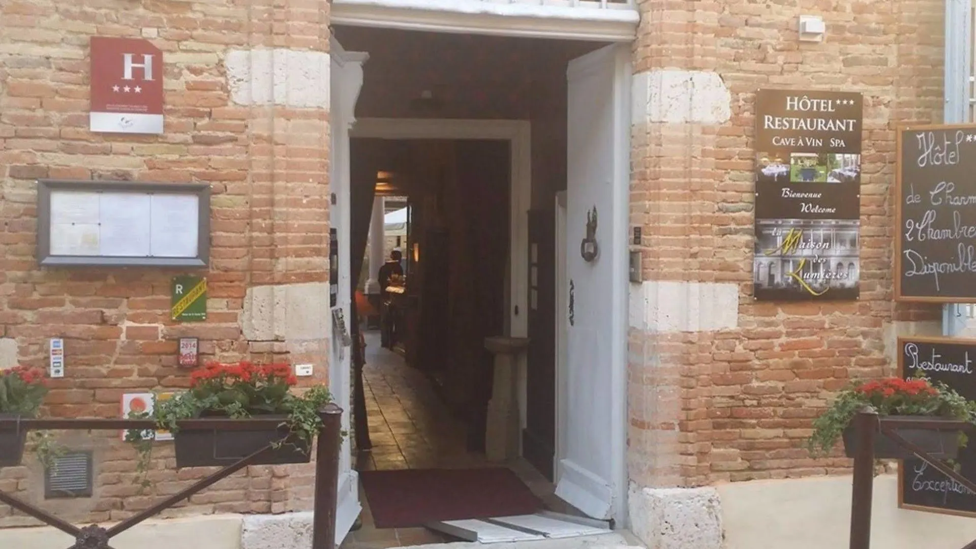 La Maison Des Lumieres Hotel Beaumont-de-Lomagne