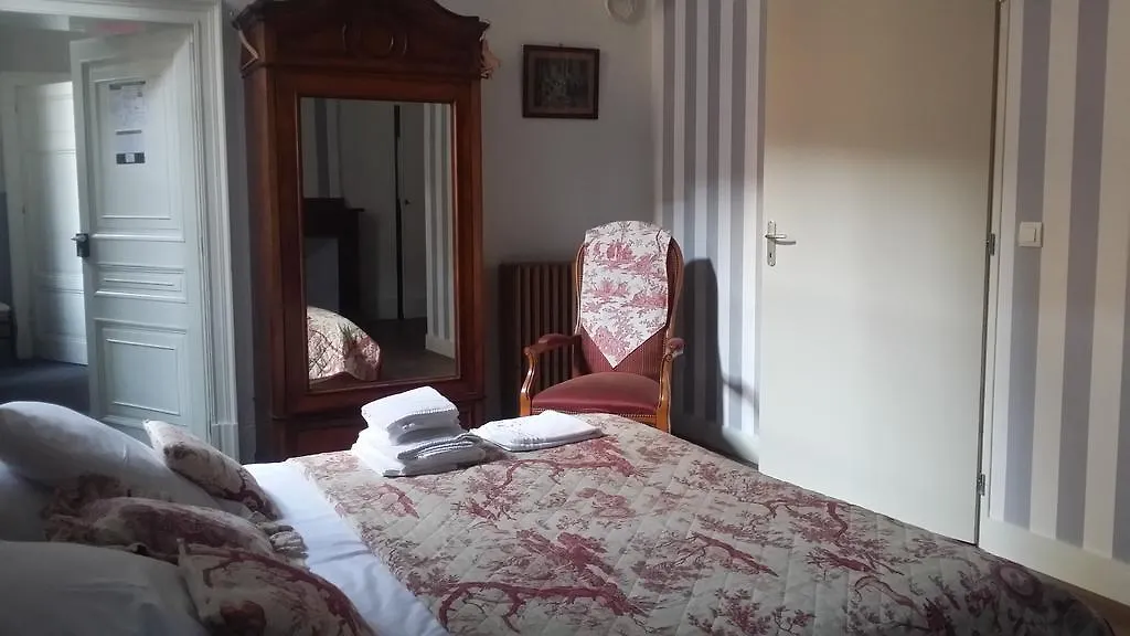 Hôtel La Maison Des Lumieres à Beaumont-de-Lomagne 3*,  France